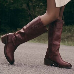NWOB Frye Anthropologie Kate Pull-On Riding Boots in Merlot Red